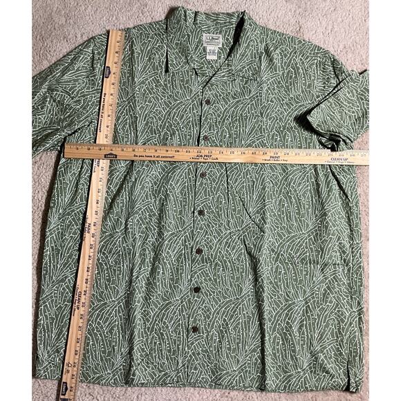 Men's L.L. Bean Traditional Fit Button Up Short Sleeve Shirt XLTall Item #300230 - Picture 7 of 7